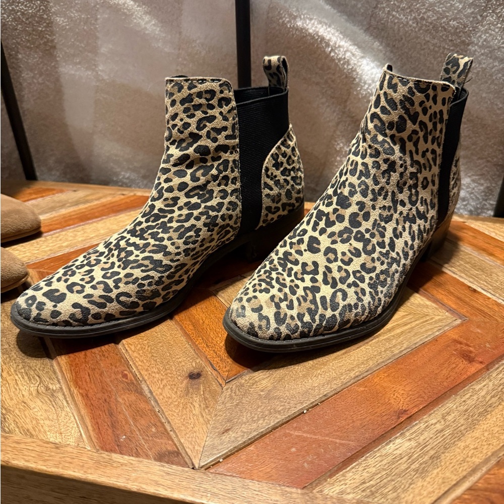 Dolce Vita Leopard Print Ankle Booties